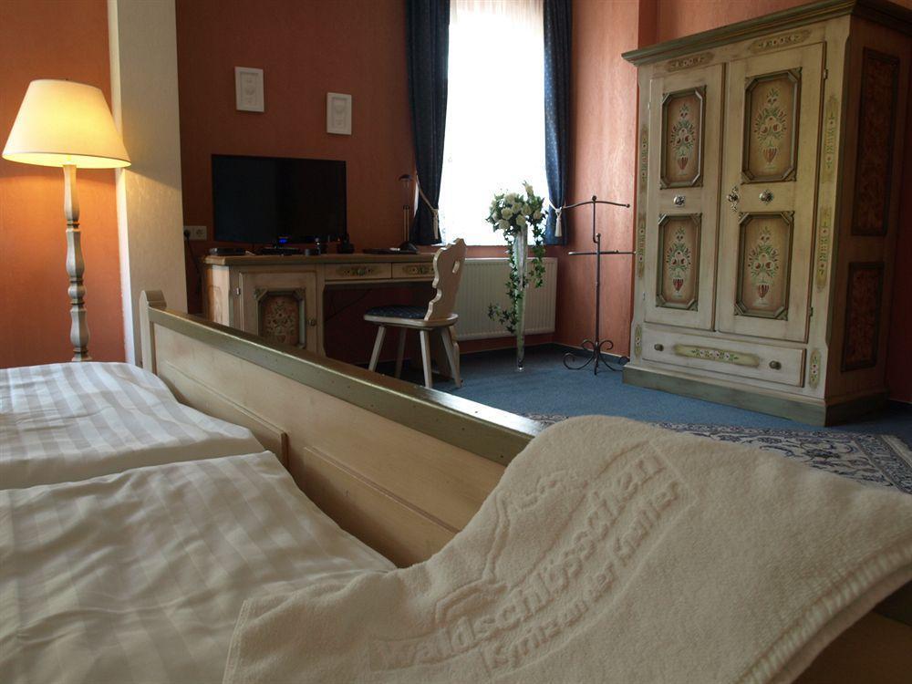 קיריץ Hotel & Restaurant Waldschloesschen מראה חיצוני תמונה